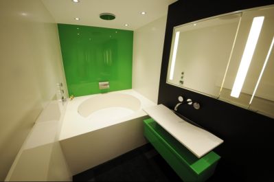 White Corian Bath and Wall Panels 