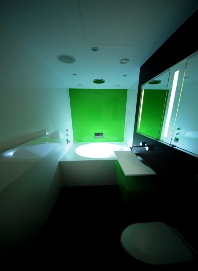 Bespoke Corian Round Bath