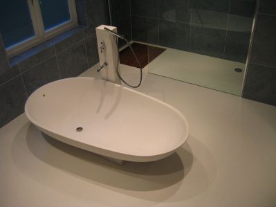 Large Bathroom with Wet Room Floor