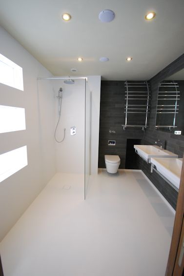 Wetroom Floor and Walls