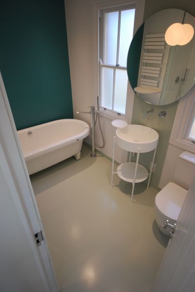 HI-MACS Bespoke Wet Room Floor & Splashback