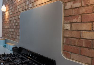 Corian High Upstand behind Cooker