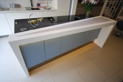 HI-MACS Alpine White & Grey Underlit Breakfast Bar