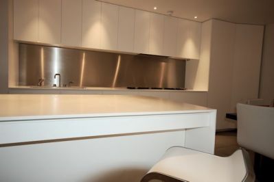 Island with Drop Ends to Floor