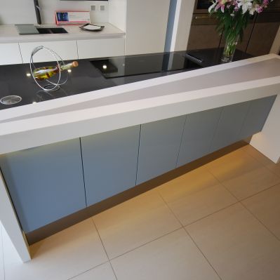 HI-MACS Alpine White & Grey Underlit Breakfast Bar