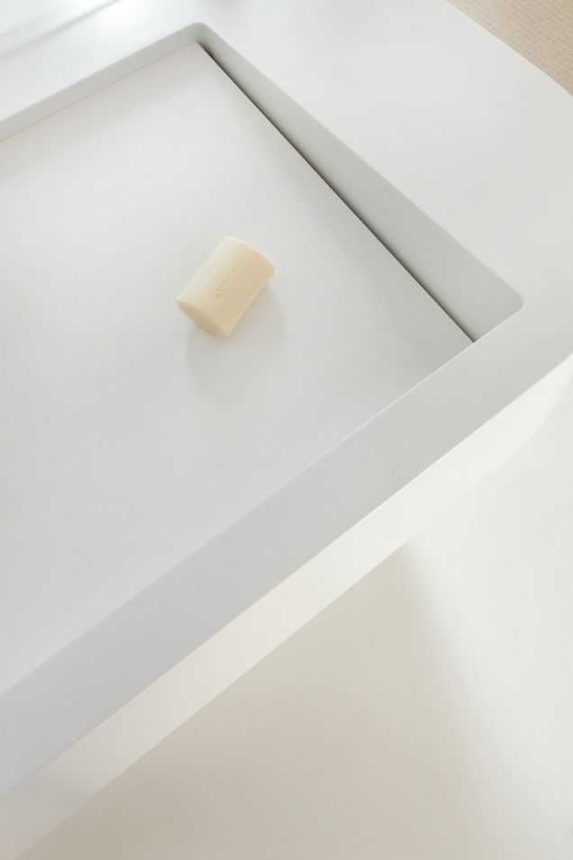 HI-MACS Solidity Wet Room Millar Home 4