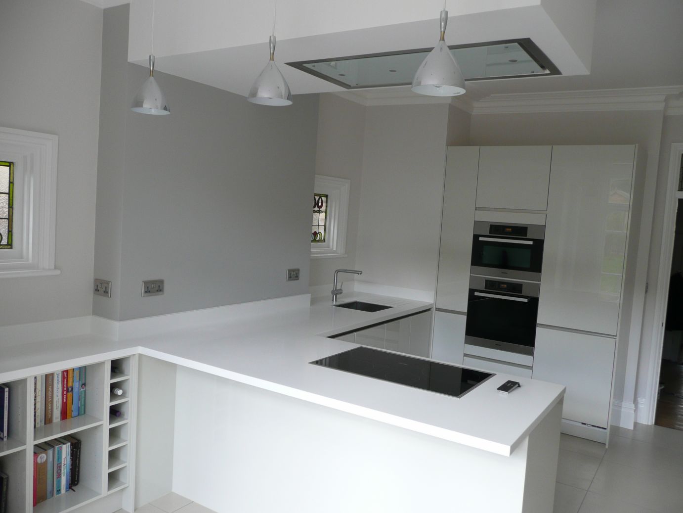 Coved Upstands On Corian Kitchen Worktop Solidity