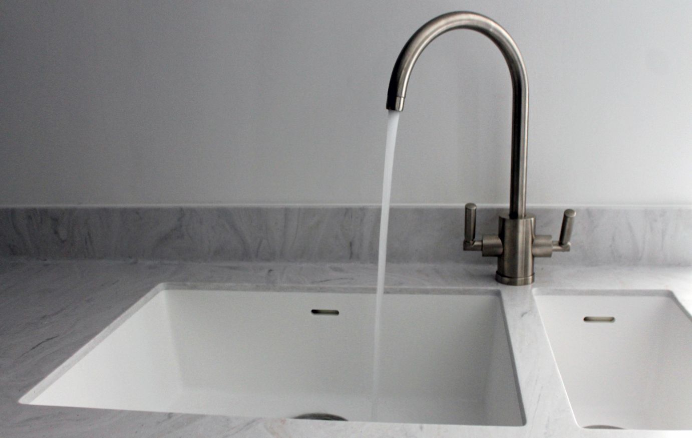 Kitchen Sinks Draining Areas Solidity